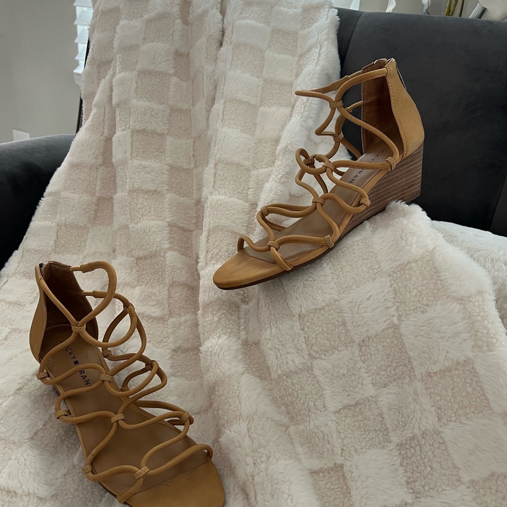 Lucky Brand Camel Wedge Sandals